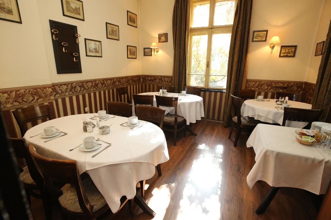 Отель Отель& Ресторан Дом София-20