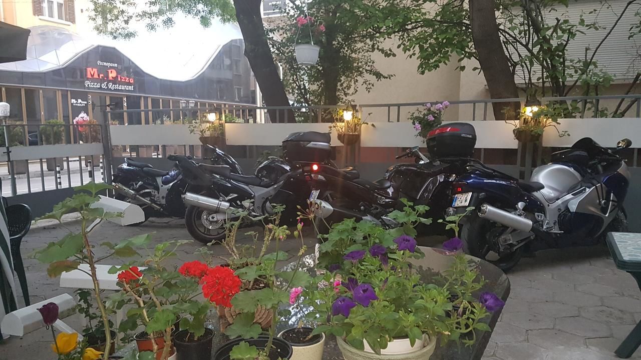 Отель Отель& Ресторан Дом София-5