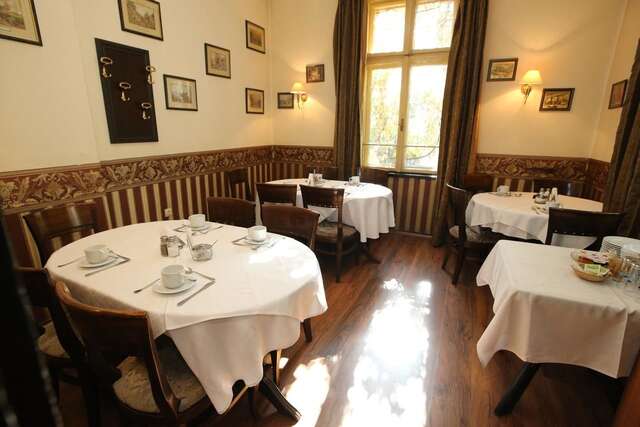 Отель Отель& Ресторан Дом София-19