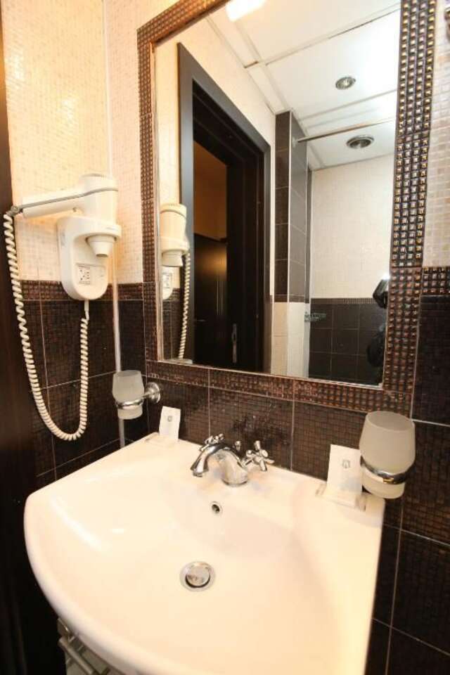 Отель Отель& Ресторан Дом София-32